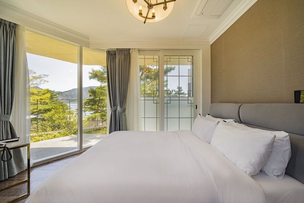 Goseong Hansan Marina Resort Youngbinkwan 102 2