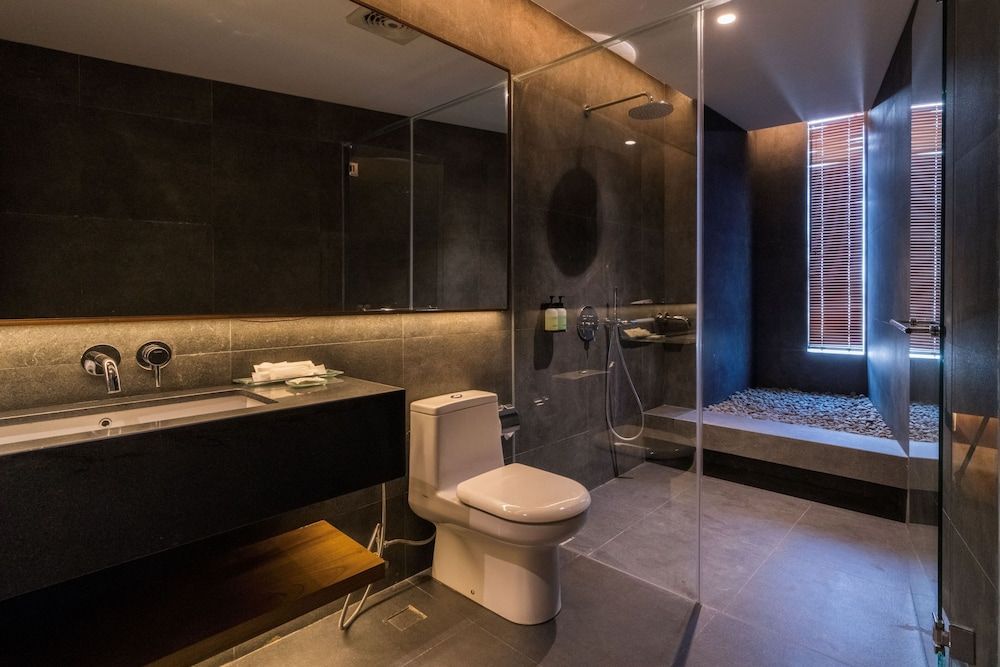 Hotel Santika Bangka Deluxe Room Hollywood 3