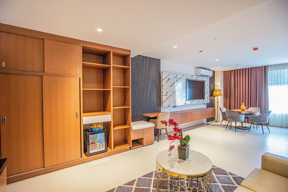 Solano Hotel Executive Room, 1 King Bed 5