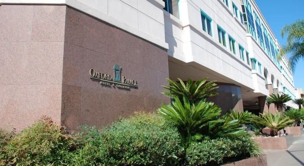 undefined Oxford Palace Hotel And Galleria 3