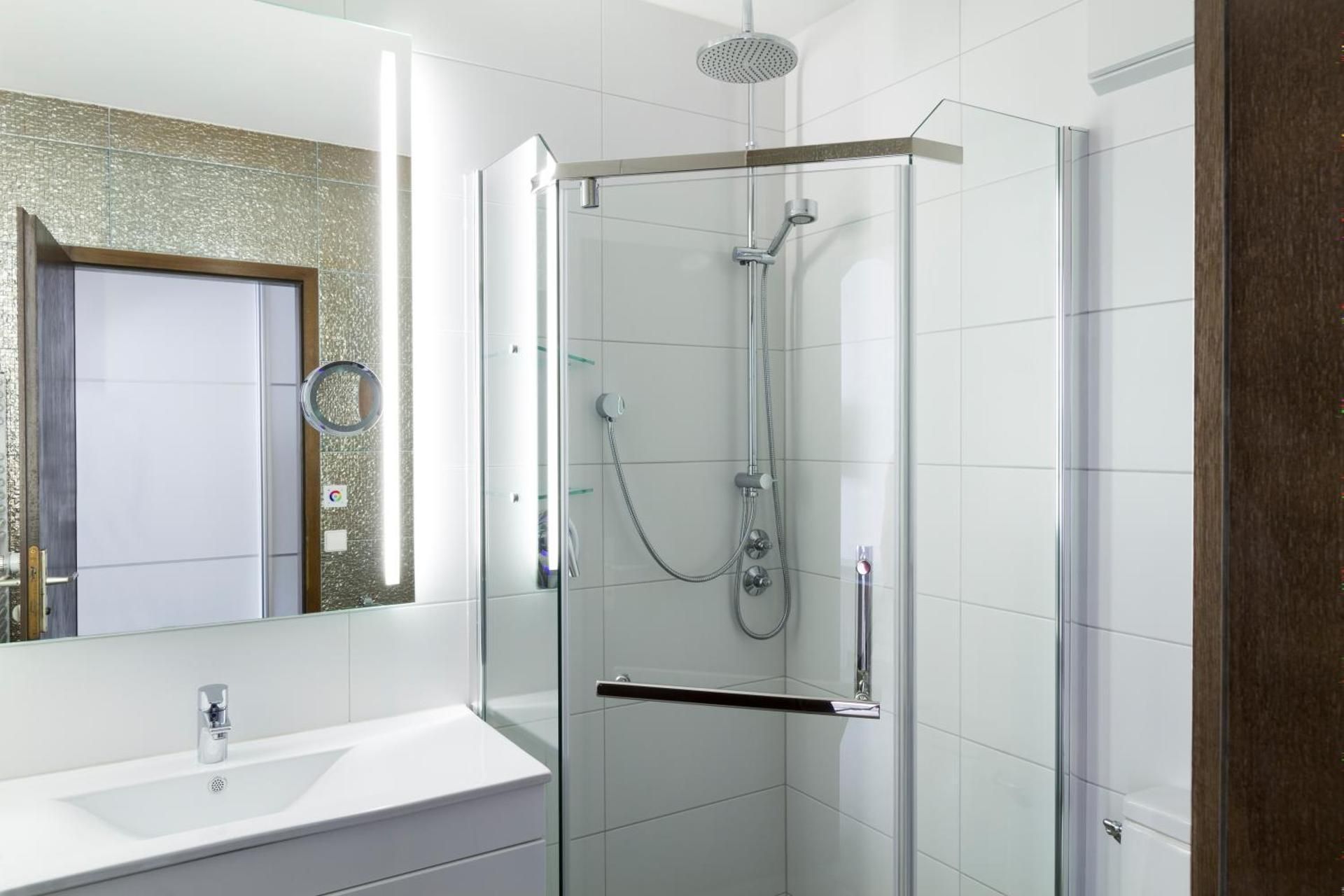 undefined Hotel Hellers Twenty Four I -24h-Check-In- 6