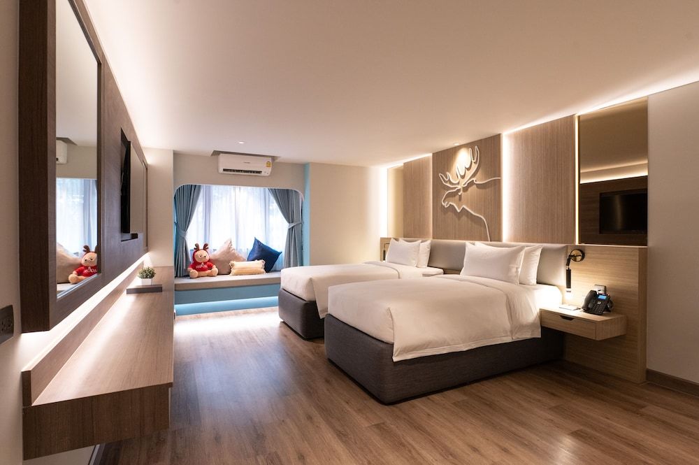 Moose Hotel Nimman Superior Twin Bed 4