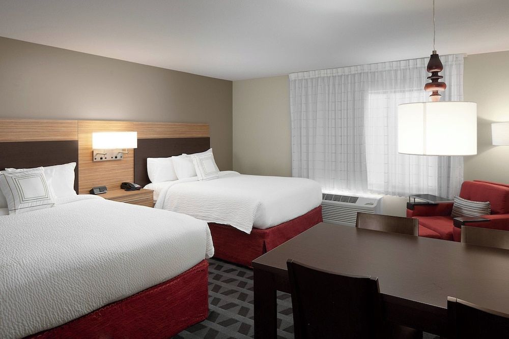 Studio, 2 Queen Beds, Non Smoking (Hearing Accessible)