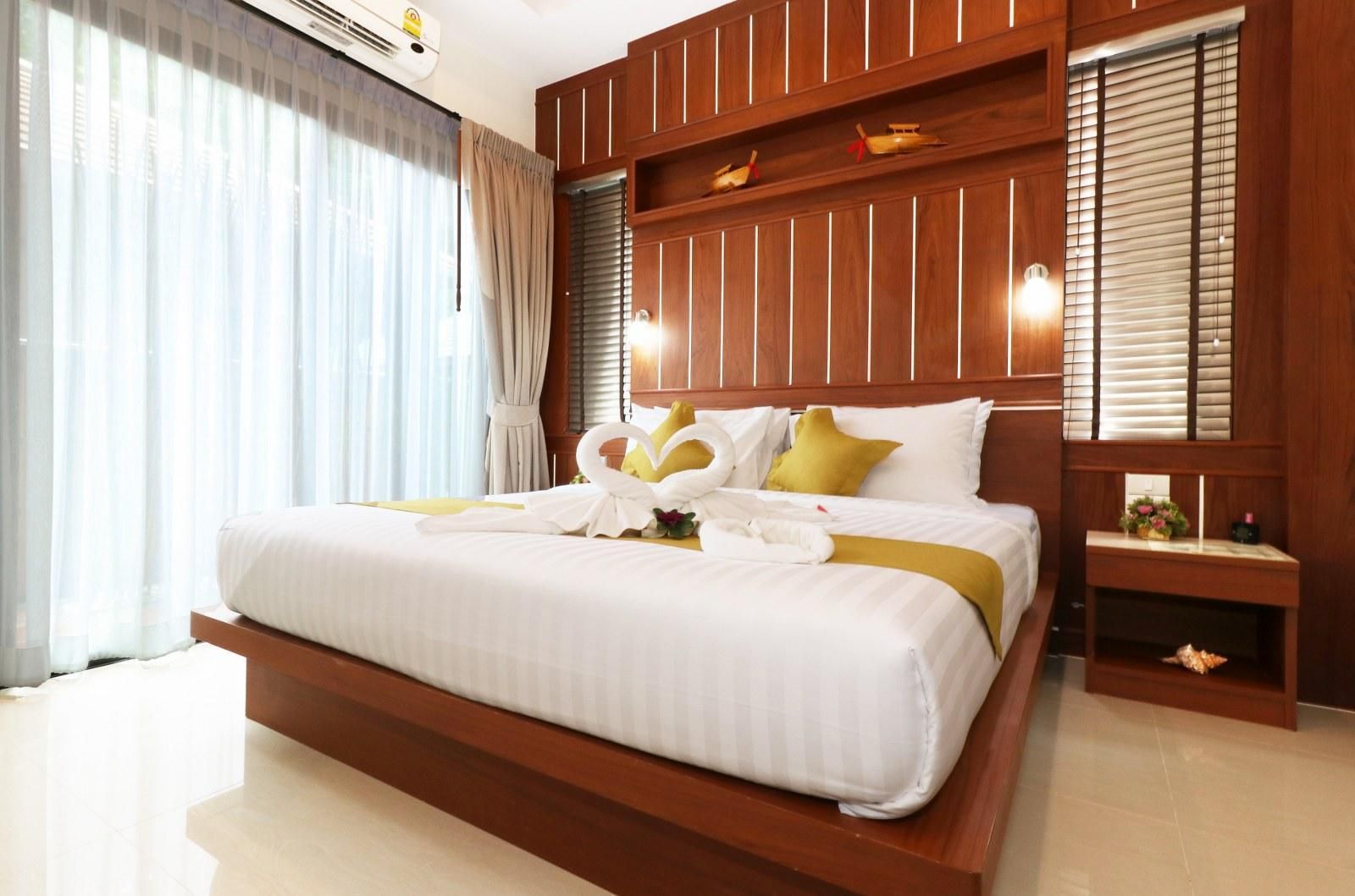 The Scene Cliff View Villas 2 Bedroom Villa, Pool access, Balcony