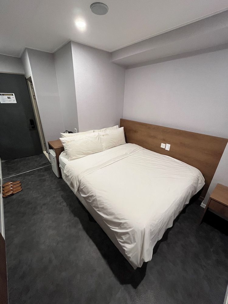 Calistar Hotel Double Room, Private Bathroom 4