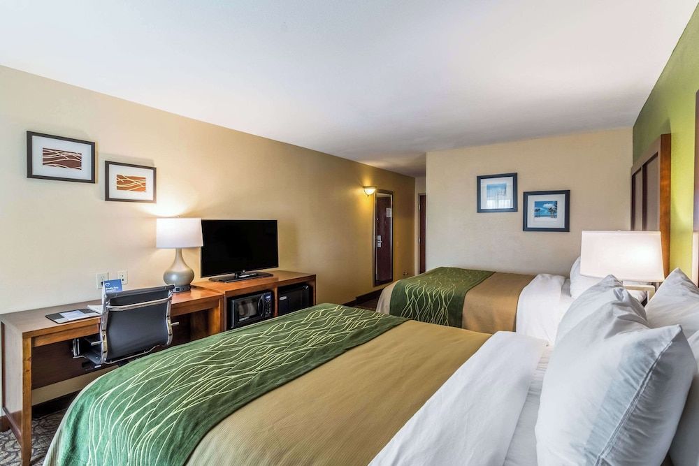 Room, 2 Queen Beds, Accessible, Non Smoking