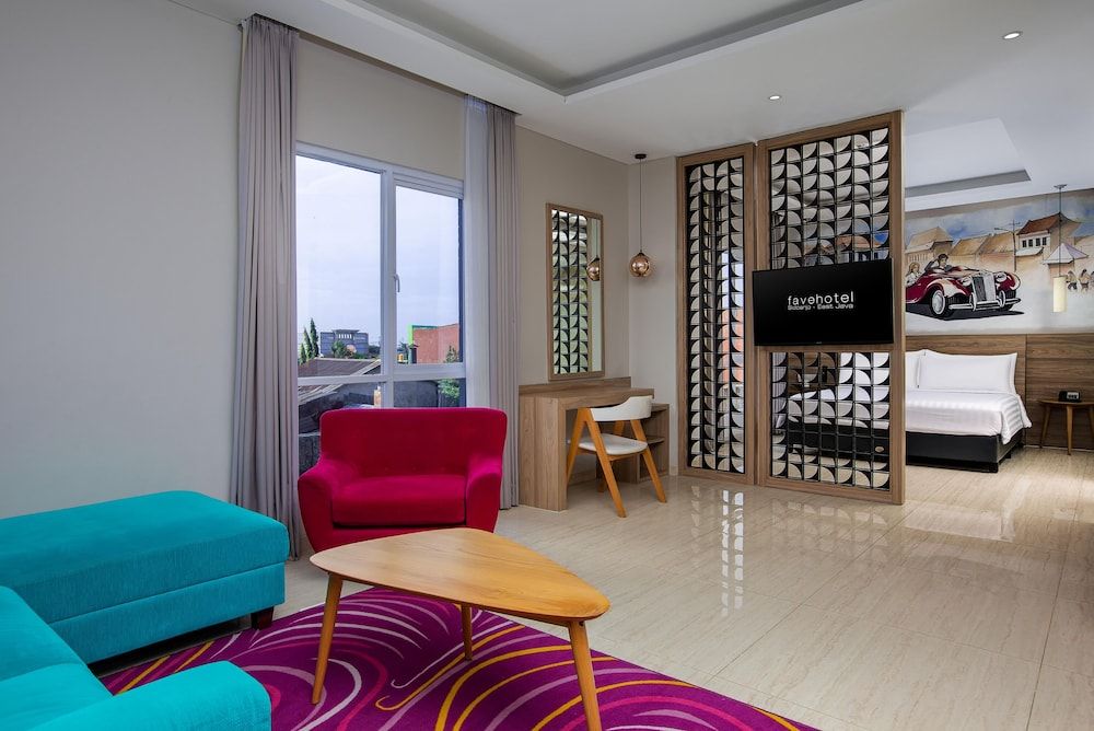 favehotel Sidoarjo Suite Room 3