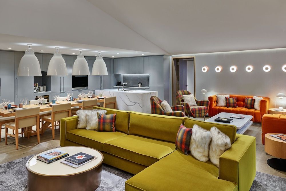 Room, 3 Bedrooms, Balcony