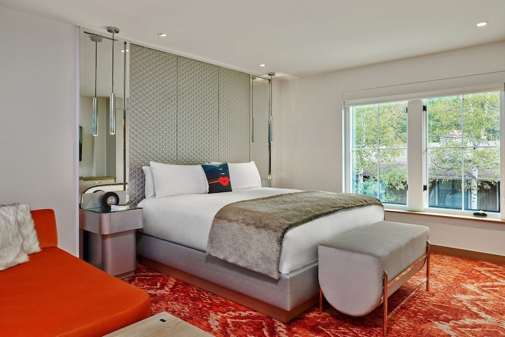 Room, 3 Bedrooms, Balcony