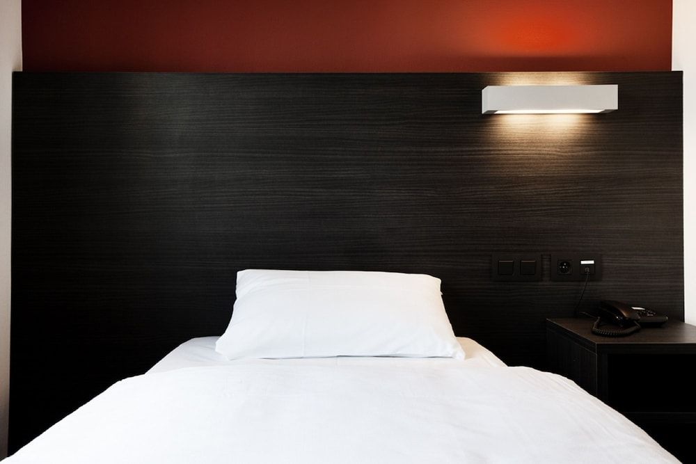 undefined Antwerp Harbour Hotel 8