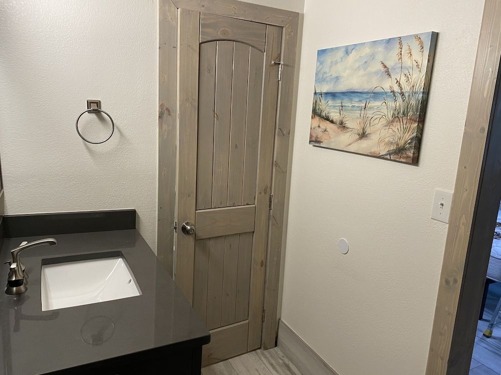 Gulf Coast Inn Standard Double Room, 2 Double Beds, Non Smoking 9