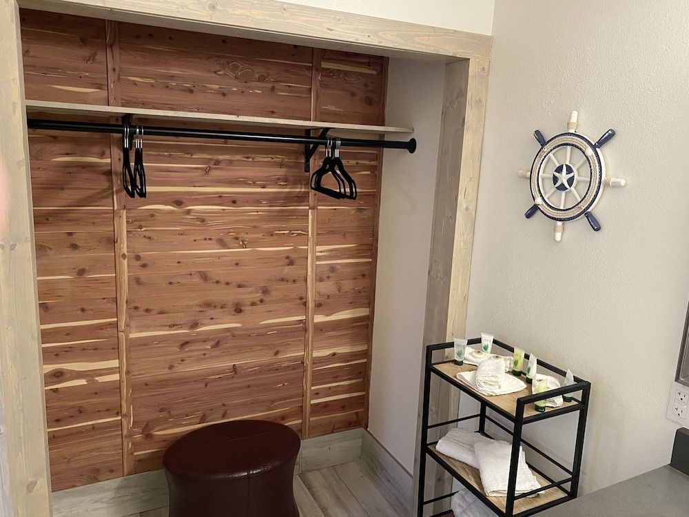 Gulf Coast Inn Standard Double Room, 2 Double Beds, Non Smoking 13