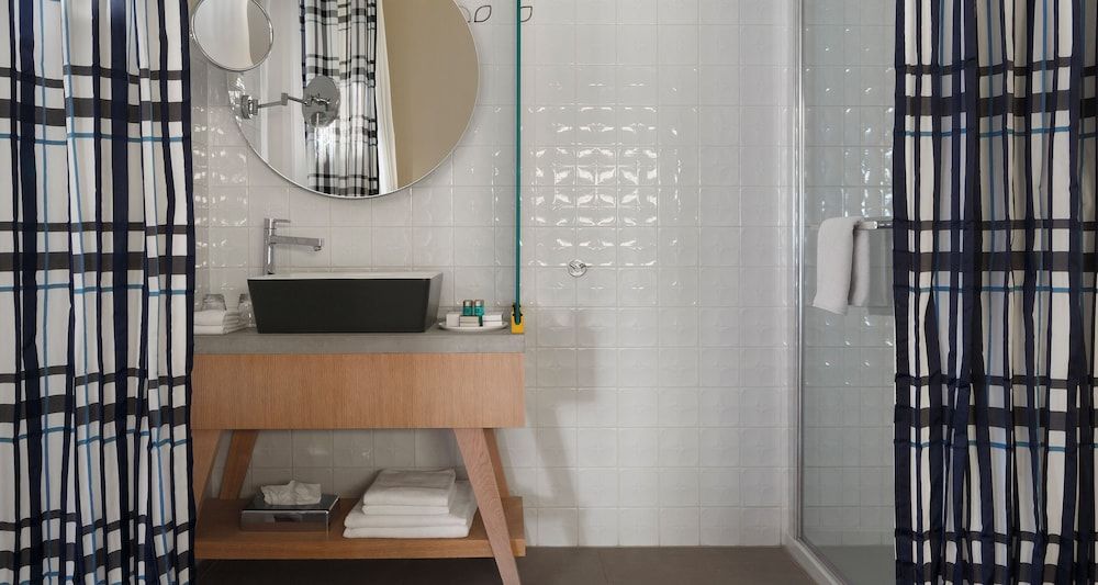 Bluesun Hotel Jadran Deluxe Junior Suite, Swim-up Pool 3