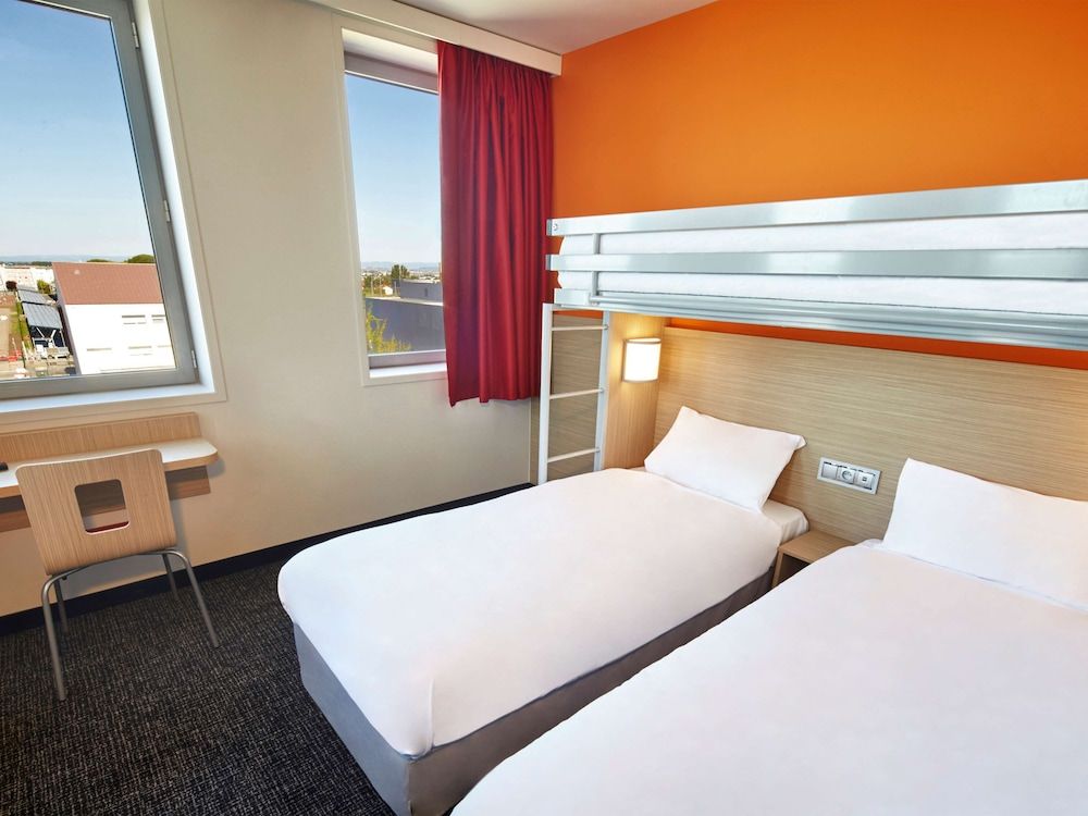 Standard Room, 3 Twin Beds