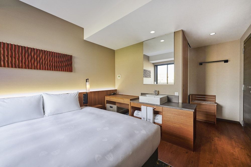 The Royal Park Canvas Kobe Sannomiya Comfort Double Room, Non Smoking (Shower Only) 2