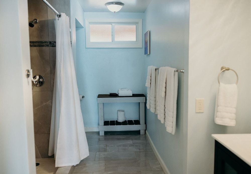 Grapetree Bay Hotel & Villas Superior Double Room, 2 Queen Beds, Ocean View 8