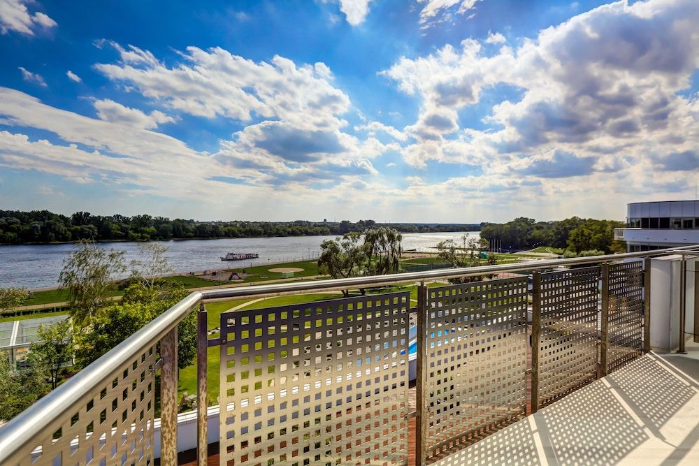 Copernicus Torun Hotel Deluxe Double Room, Balcony 4