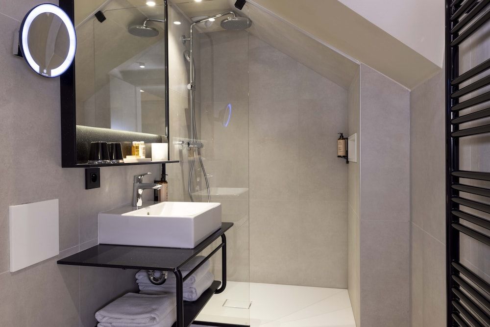 Hôtel La Diligence BALCONY SUITE 9