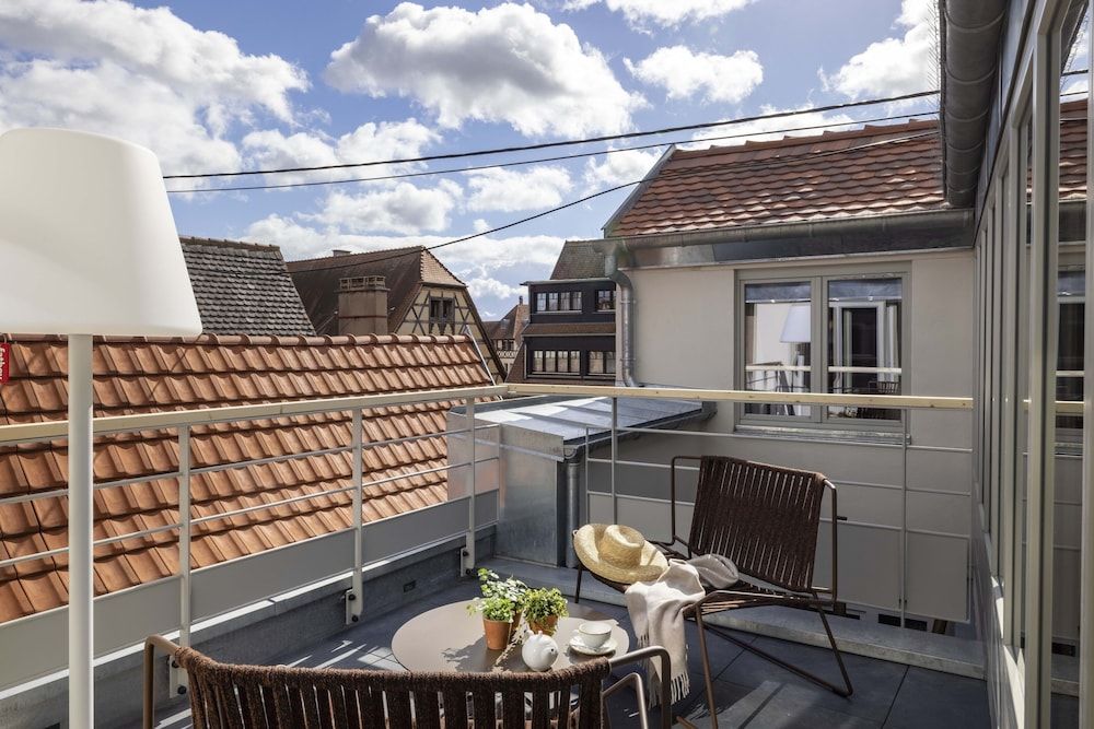 Hôtel La Diligence SKY SUITE 8