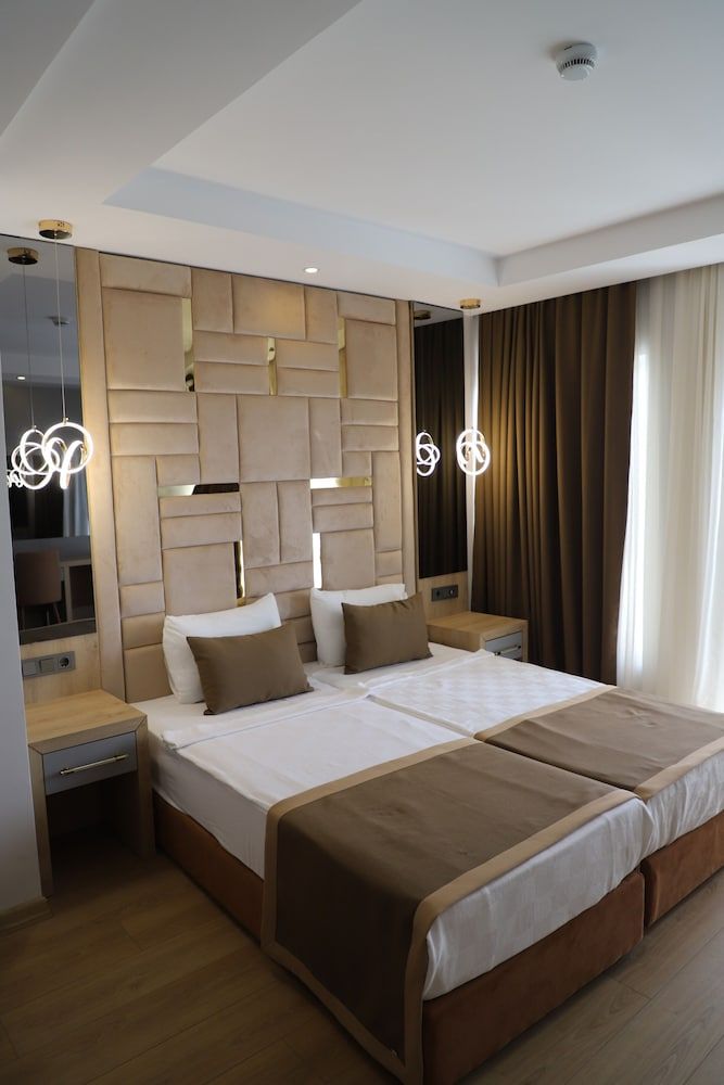 undefined Lara Garden Hotel 8