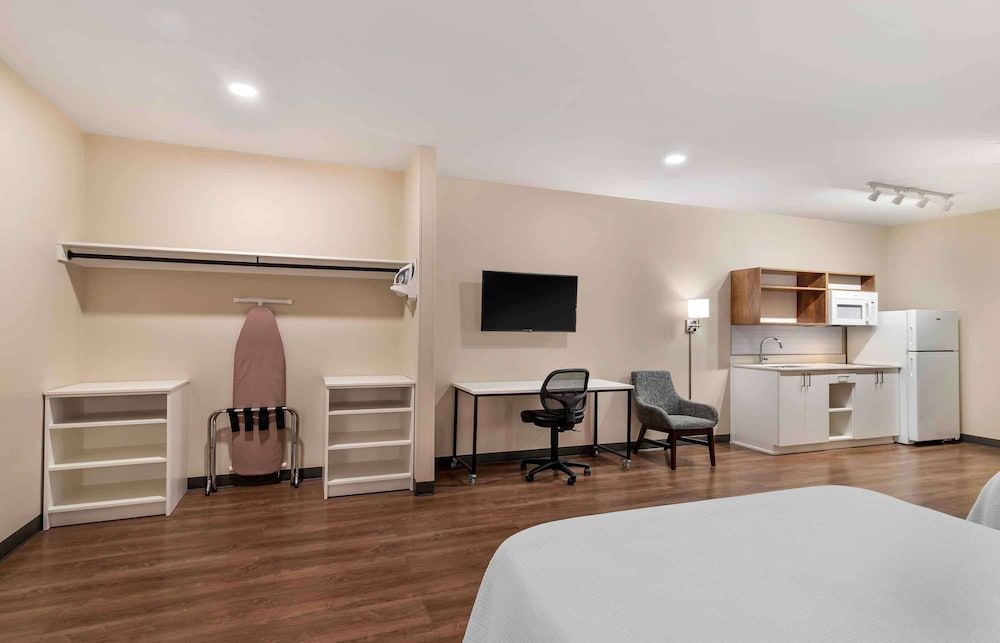 Extended Stay America Premier Suites Atlanta Newnan Premium Studio, 2 Queen Beds, Non Smoking, Refrigerator & Microwave 5