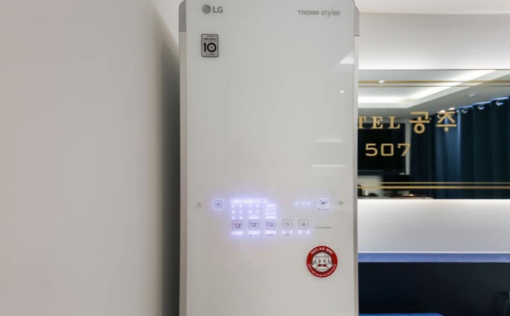 Hotel Gongju B Deluxe Room 4