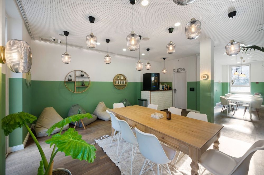 undefined Becozy Self Check-in & Pop-up Hotel 7