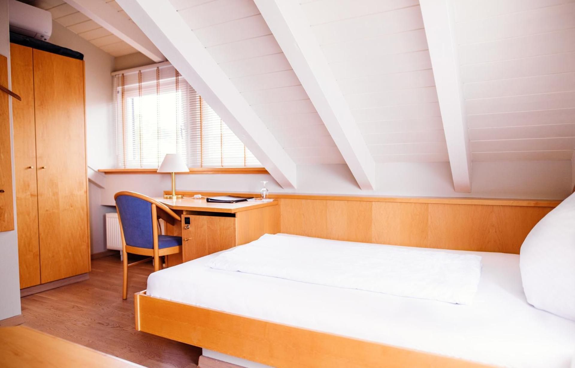 Deluxe Single Room