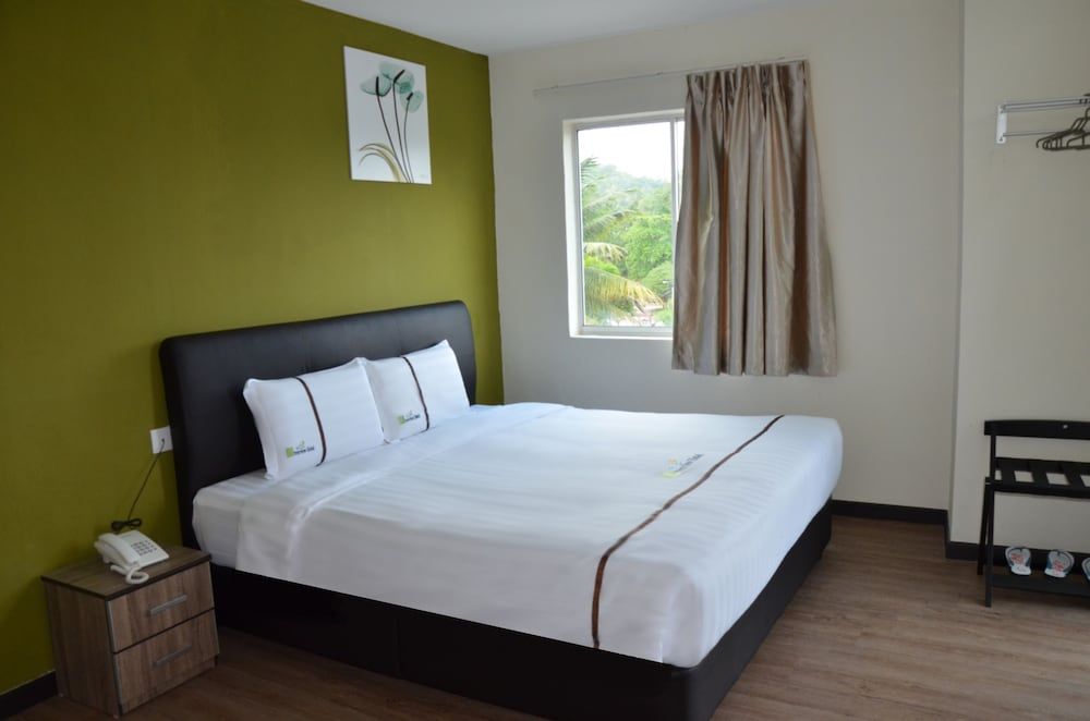 Riverview Hotel Premier Suite (4 Queen) 3
