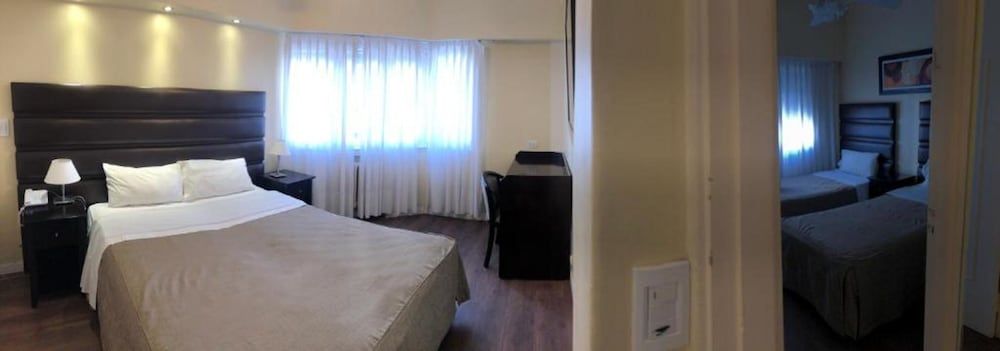 Family Room, 2 Bedrooms