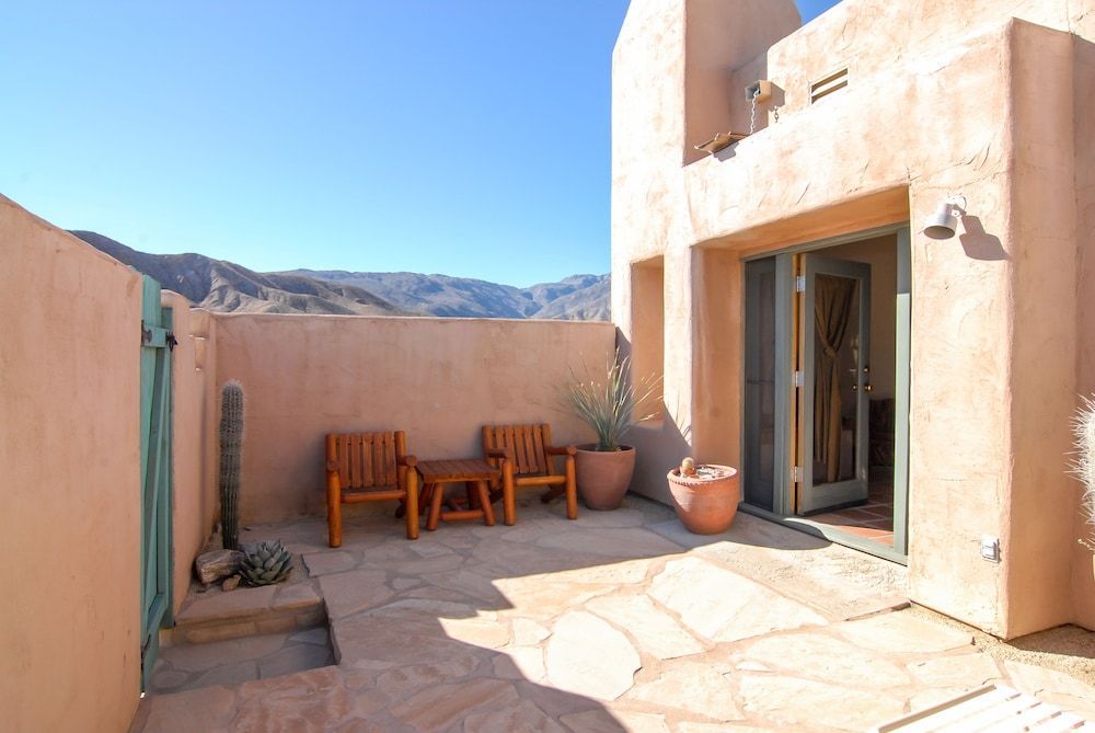 Palo Verde Superior King with Fireplace