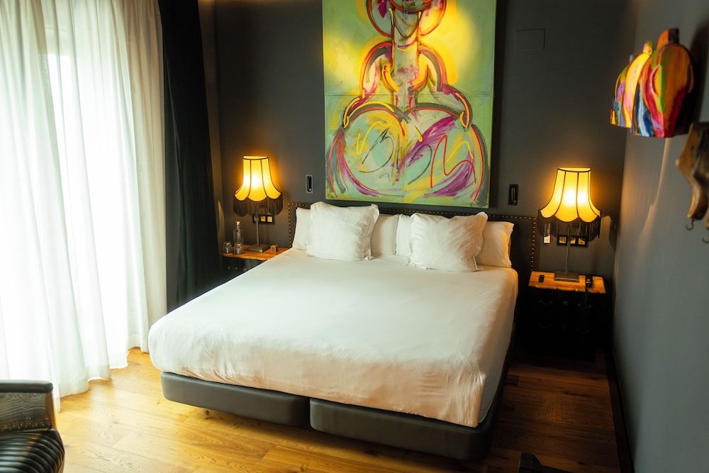 Hotel Lobby Deluxe 2