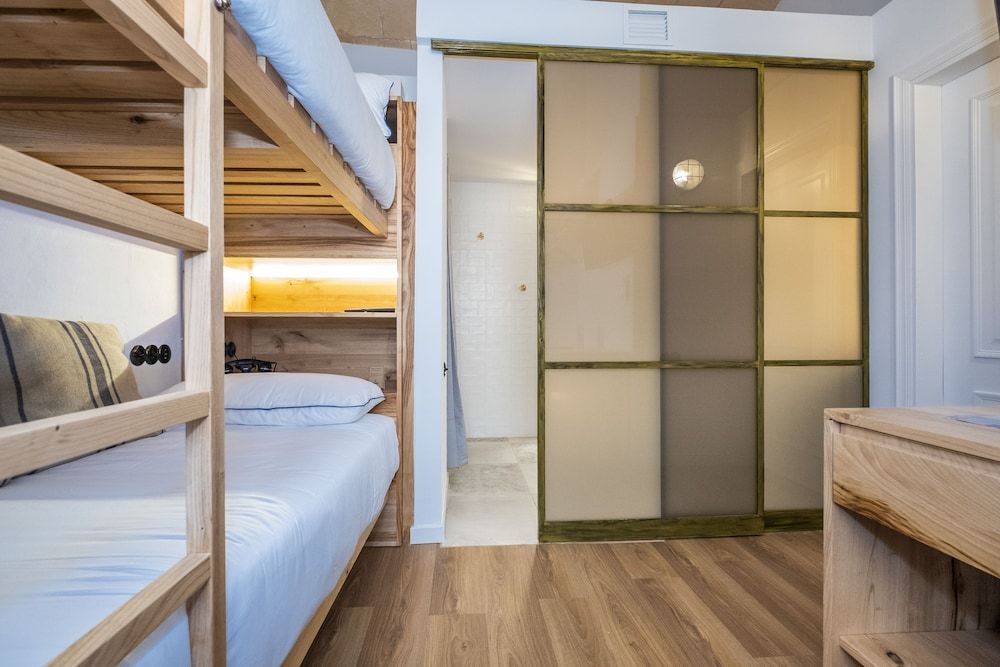 Double Room (Bunk Bed)