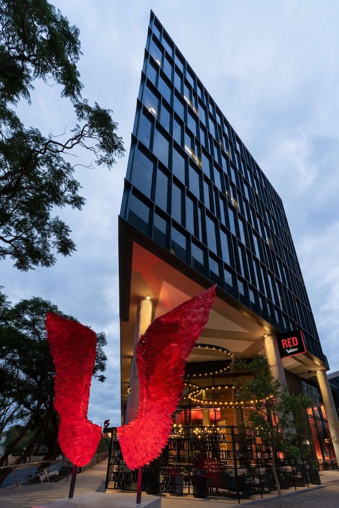 undefined Radisson RED Hotel, Johannesburg Rosebank 6
