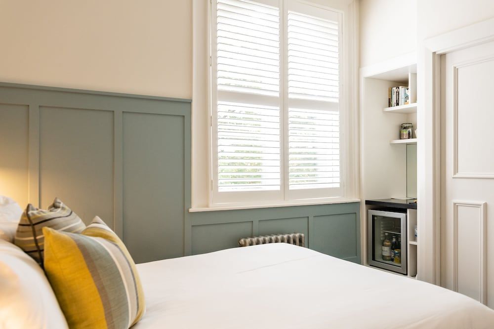 Didsbury House Hotel Snug Room 8