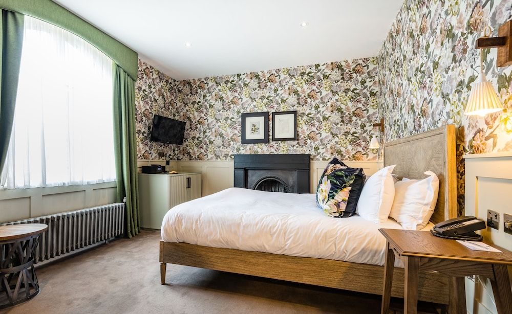 Didsbury House Hotel Snug Room 2