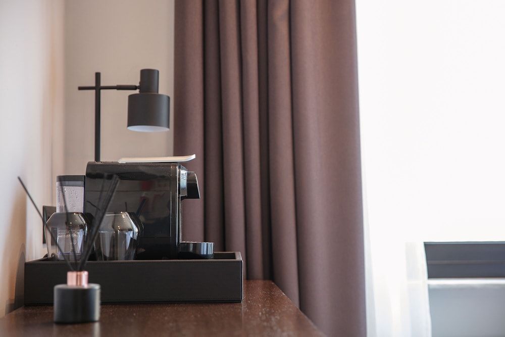 Athens Tower Standard Room, City View 6