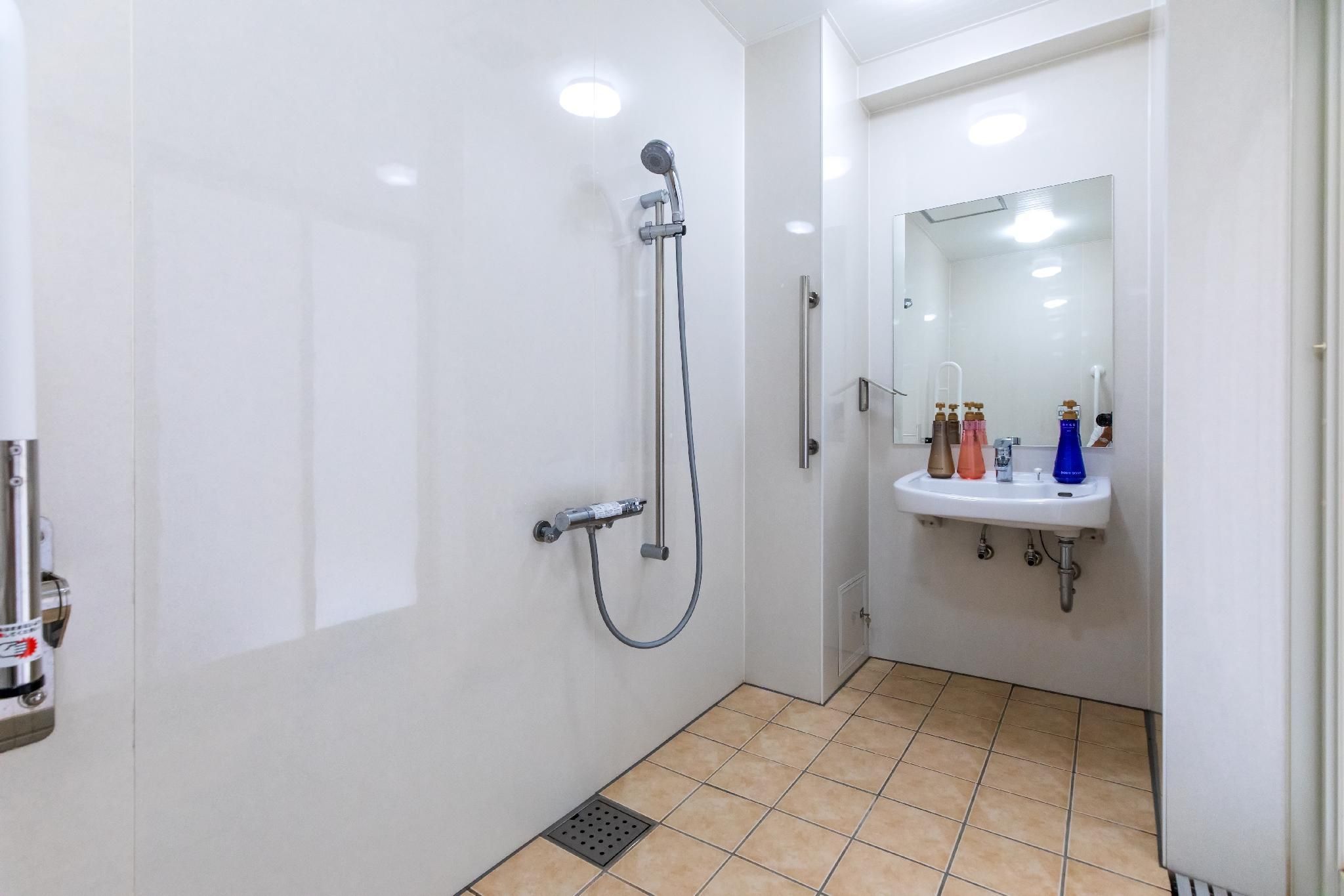 Wheelchair Accessible Double Room Non-Smoking
