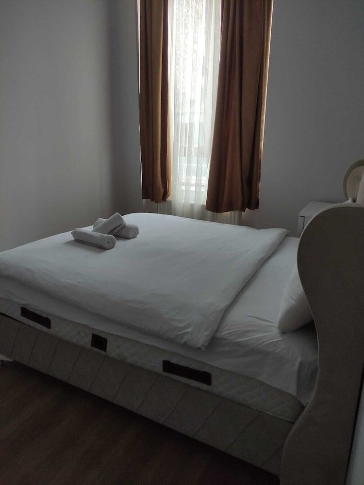 undefined World Center Taksim Hotel 4