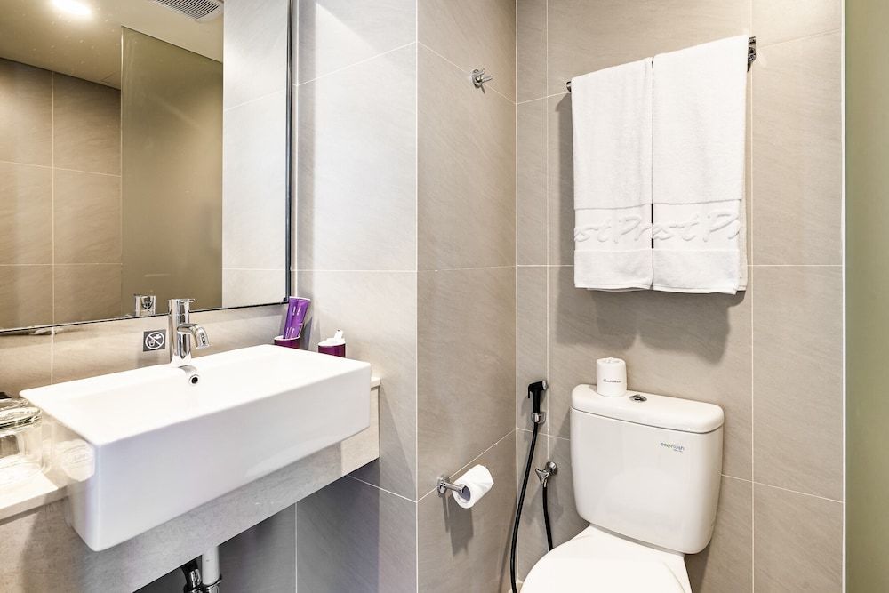 Quest Prime Pemuda - Semarang Superior Room 4