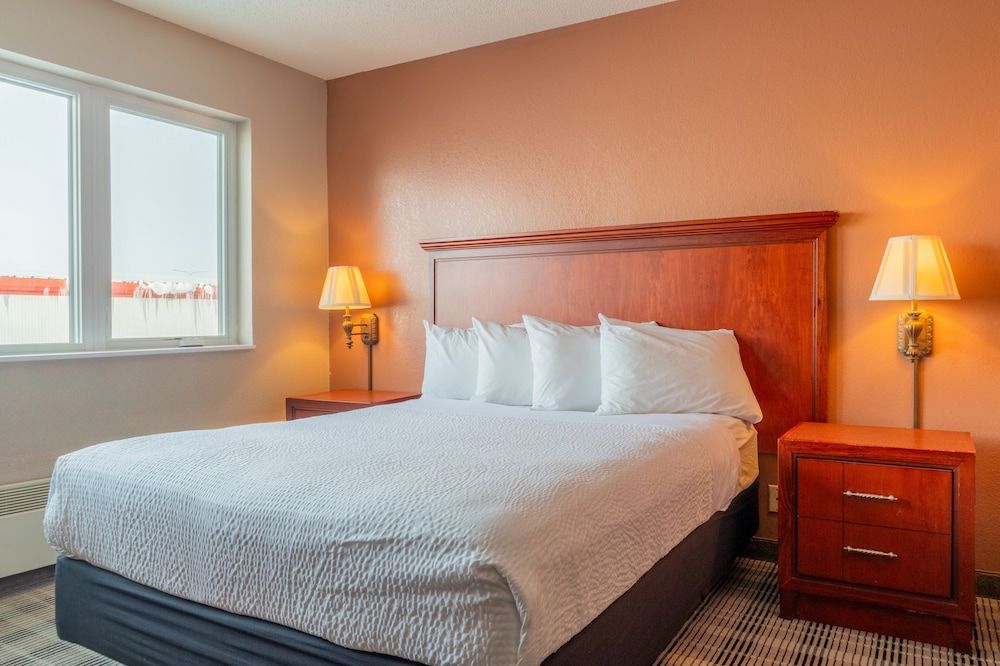 Suite, 1 Queen Bed with Sofa bed