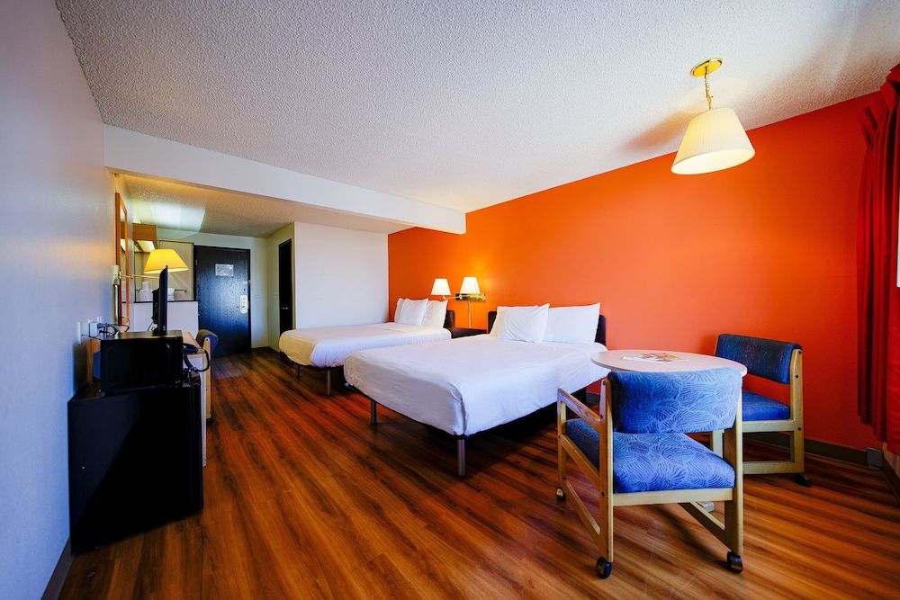 OYO Hotel Hermiston OR, Downtown Room, 2 Double Beds 2