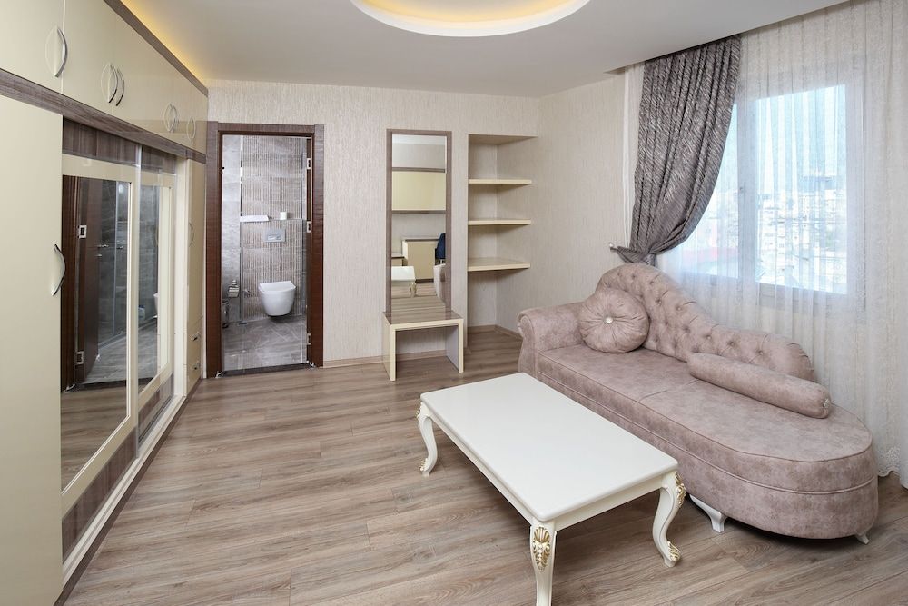 Taşköprü Hotel Deluxe Studio Suite 5