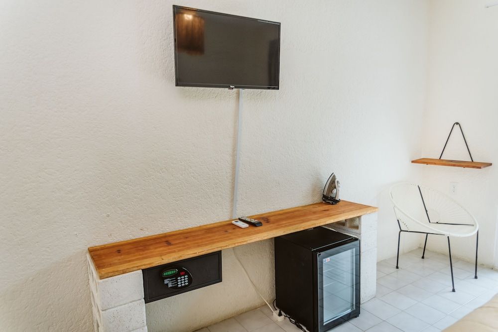 Ahava Hotel Classic Room, 1 Double Bed 6