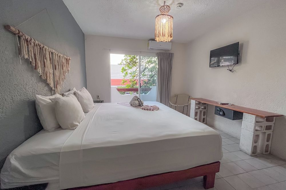 undefined Ahava Hotel 9