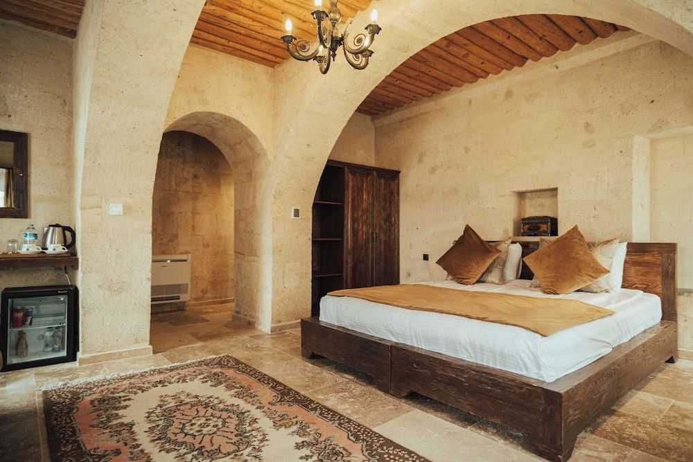 undefined Hu of Cappadocia 3