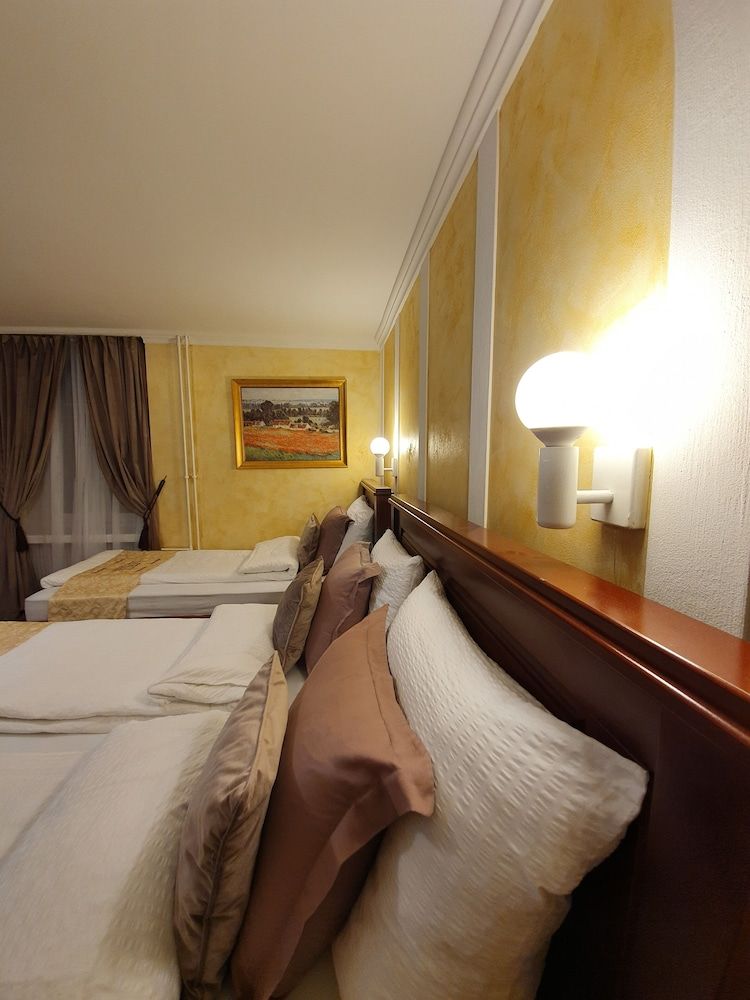 Esos Hotel Quelle Standard Triple Room 7