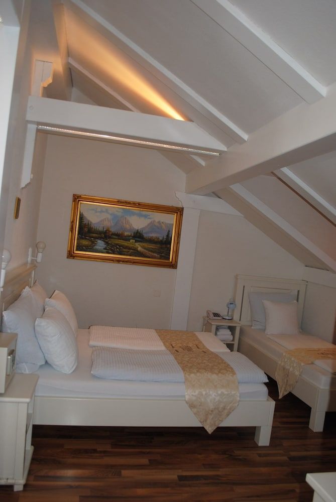 Esos Hotel Quelle Standard Triple Room 21