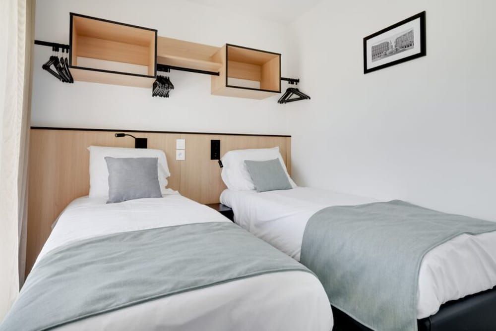 Luxury Apartment, Multiple Beds