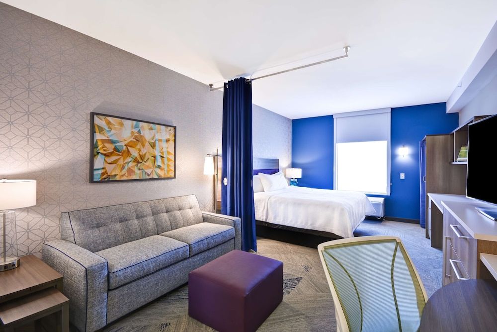 Studio Suite, 1 King Bed, Non Smoking